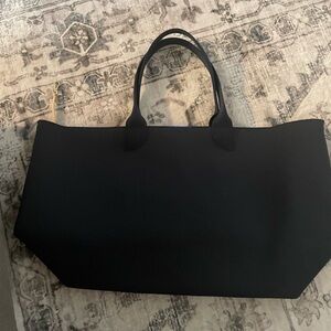 Rothy’s Lightweight Mega Tote